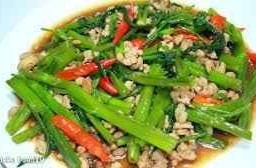 ผัดผักบุ้งหมู