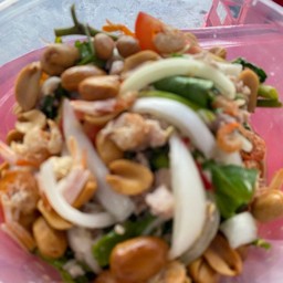 ยำผักกระเฉด