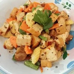 เต้าหู้ผัดพริกเกลือเจ