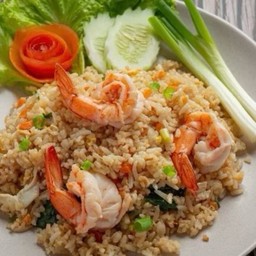 ข้าวผัดไข่ กุ้ง
