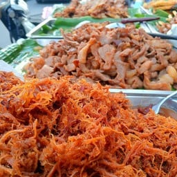 ร้านติ๋มหมูปิ้งเจ้าเก่า ลพบุรี