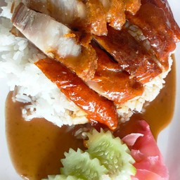 ข้าวหน้าเป็ด+หมูกรอบ