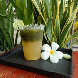 ชาเขียวน้ำผึ้งมะนาว