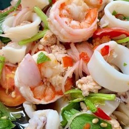 ร้านยำบ้านน้องแองจี้