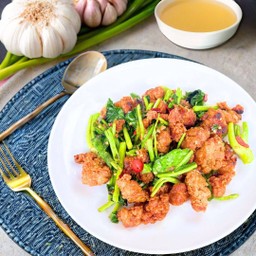 คะน้าไก่กรอบ (กับข้าว)