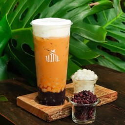 ชาชีสมะพร้าวขนมโคข้าวเหนียวดำ