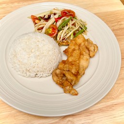 ข้าว+ไก่ทอด+ตำปลาร้า