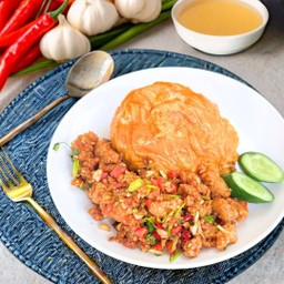 ข้าวไข่ข้นเนื้อทอง ไก่กรอบคั่วพริกเกลือ