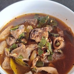 ต้มแซ่บพร้อมทาน