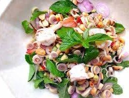 ยำตระไคร้ทะเล