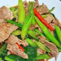 ข้าวผัดคะน้าหมูหมัก