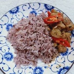 ข้าวผัดพริกหมูเจ