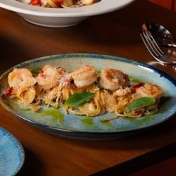 Aglio E Olio Shrimp Ikura