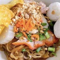 ร้านครัวริมสระ