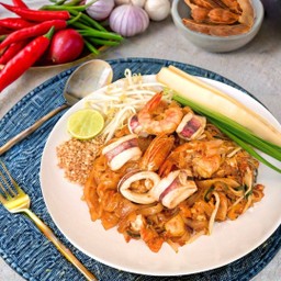 ผัดไทย ทะเล