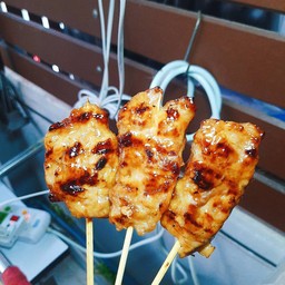 หมูปิ้งนมสด 10 ไม้