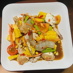 ตำข้าวโพดปูม้ากุ้งสด