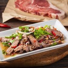 ยำเนื้อย่าง