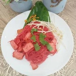 ผัดหมี่ชมพูเจ