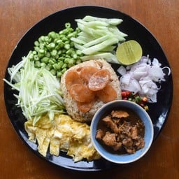 ข้าวคลุกกะปิ