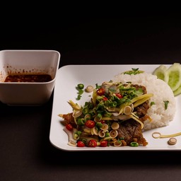 ข้าวปลาทอดลุยสวน