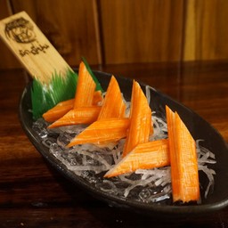 ซาซิมิ ปูอัด