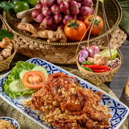 ปูนิ่มทอดกระเทียม