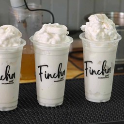 มะพร้าว ปั่นนมสด