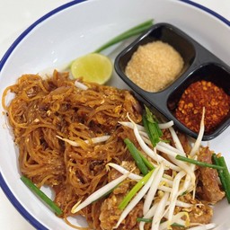 ผัดหมี่บ้านมะละกอ (ใส่หมู)