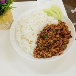 ข้าวกะเพราหมูสับ