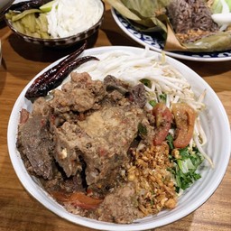 เกาเหลาน้ำเงี้ยว -หมู- ไม่มีเส้น
