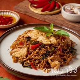 มาม่าผัดกะเพราไก่ชิ้น