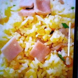 ข้าวผัดแฮม( สุดคุ้ม69 )