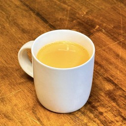 นมสดชาไทย ร้อน