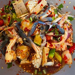 ยำปูม้าหมูยอ