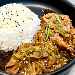 ข้าวหน้าหมูผัดซอสเทริยากิ