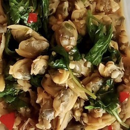 เนื้อหอยลายผัดน้ำพริกเผา