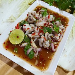 ยำเหลาหมึกสาย