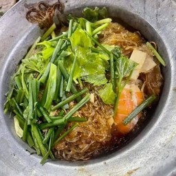 กุ้งอบวุ้นเส้น