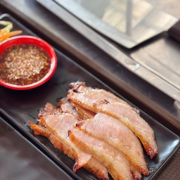 คอหมูย่างของแทร่