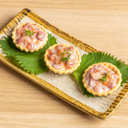 ปลาฮามาจิครีมทาร์ต(3 ชิ้น)