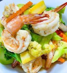 ผัดผักรวมกุ้ง