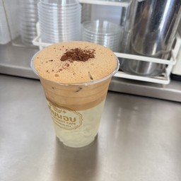 ลาเต้โฟมช่อมะพร้าว