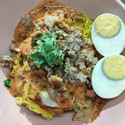 บะหมี่เกี๊ยวหมูแดงต้มยำแห้งพิเศษ