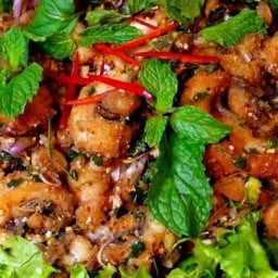 ครัวอีสานปากแซ่บ Esanpakzab