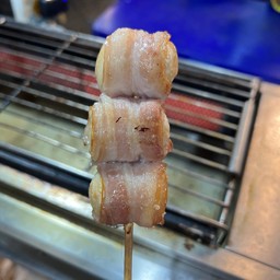 สามชั้นพันไส้กรอก