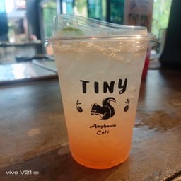 สตอเบอร์รี่ โซดา