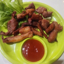 หมูแดดเดียวทอด