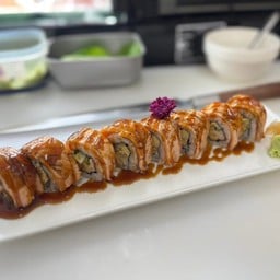 แซลมอนโรล