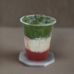 สตรอเบอรี่มัทฉะลาเต้